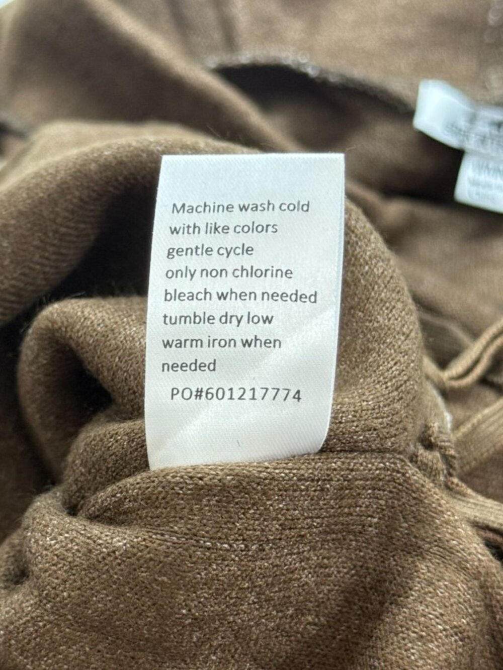Back in the Saddle Bluff Trail Turtleneck Fringed Poncho Armholes Pocket One Sz - Picture 10 of 11
